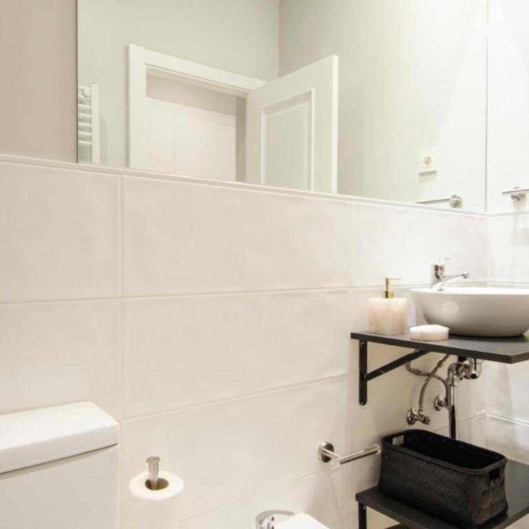 Stunning Stylish 4BD 3BTH - City Center-Atocha - Apartment - 29