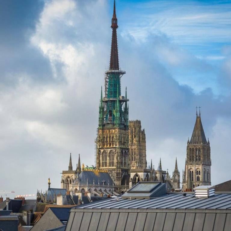 Armand superbe F4 centre Rouen vue incroyable ! - Appartement 3 Chambres - 25