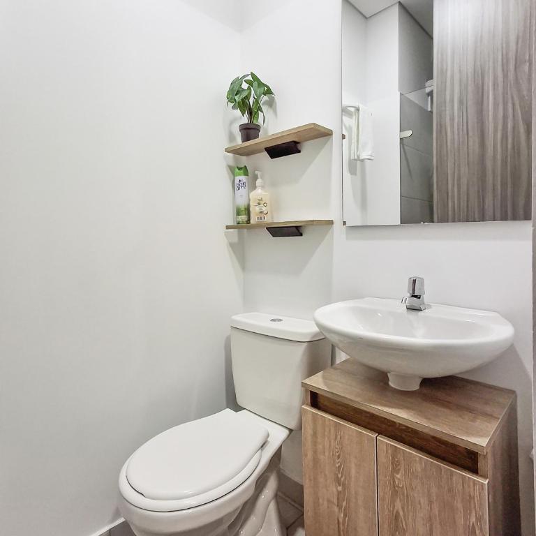 Apartaestudio en Bogotá - Wifi 600mb - La Castellana - Apartamento Estudio con balcón - 14