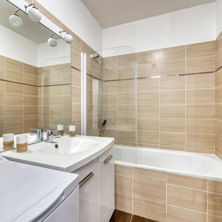 Carlos logement au pied du Gros Horloge ! - Appartement 2 Chambres - 22
