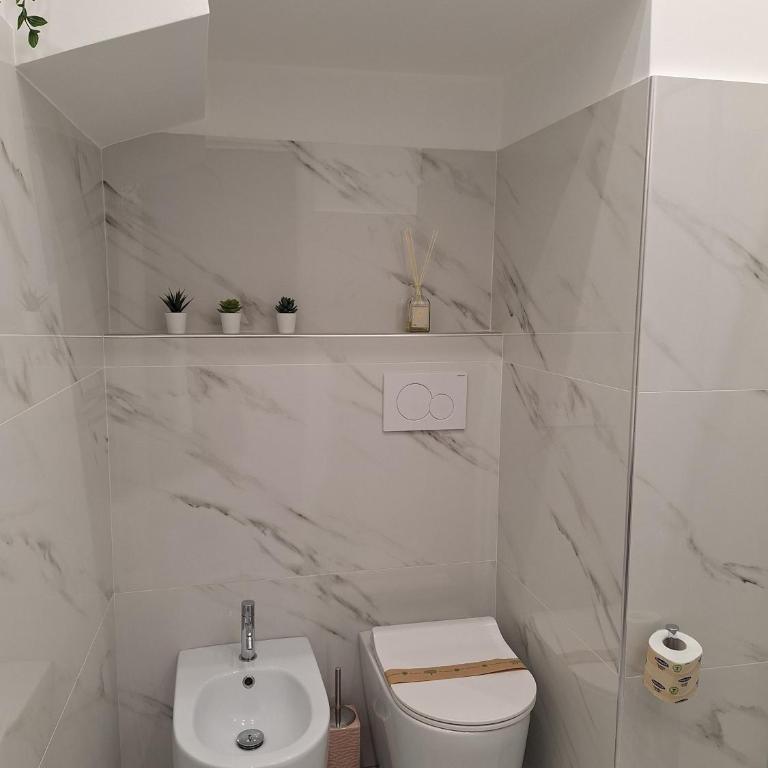 Casa vacanze al teatro - One-Bedroom House - 27