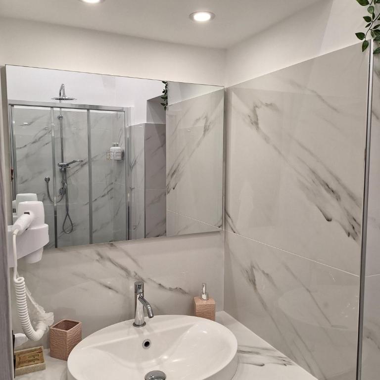 Casa vacanze al teatro - One-Bedroom House - 25