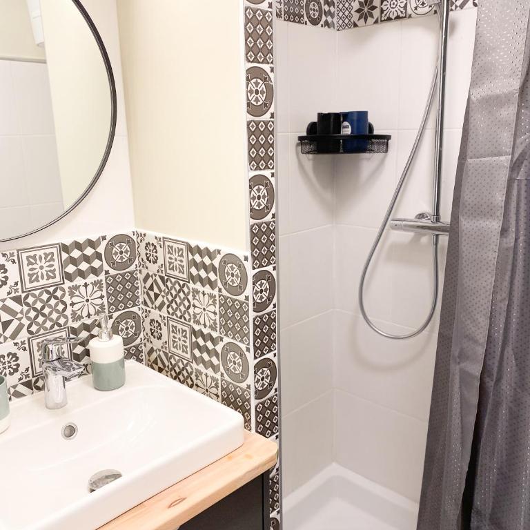 Studio chic et romantique Lyon - Appartement 1 Chambre - 8