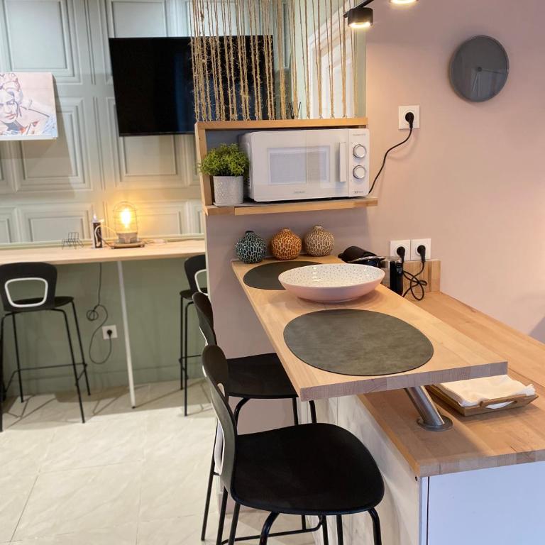 Studio chic et romantique Lyon - Appartement 1 Chambre - 10