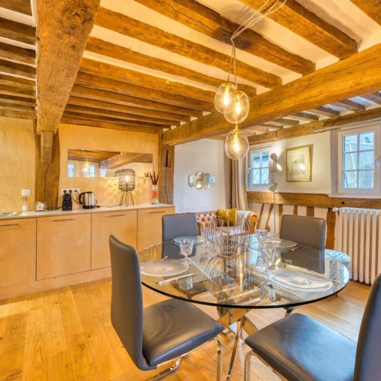 Guillaume - Le Charme Normand Intemporel - Two-Bedroom Apartment - 5