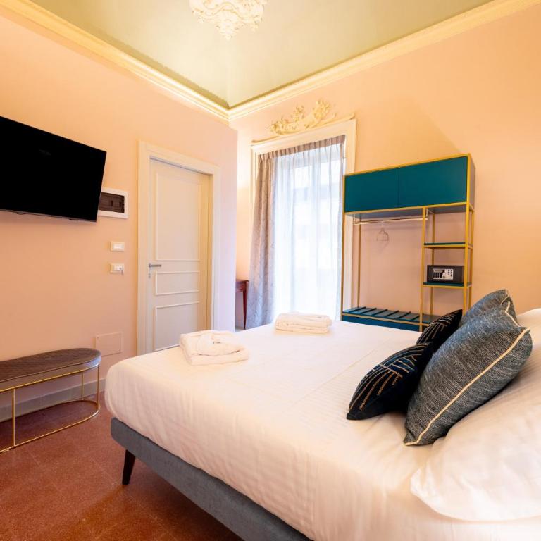 Palazzo Genuardi - charming rooms - - Double Room - Disability Access - 9