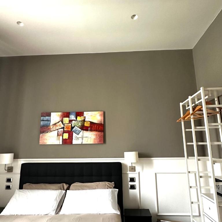 Naiadi Rooms - Large Double Room - 1