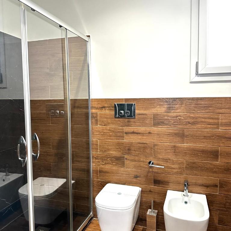 Naiadi Rooms - Large Double Room - 9