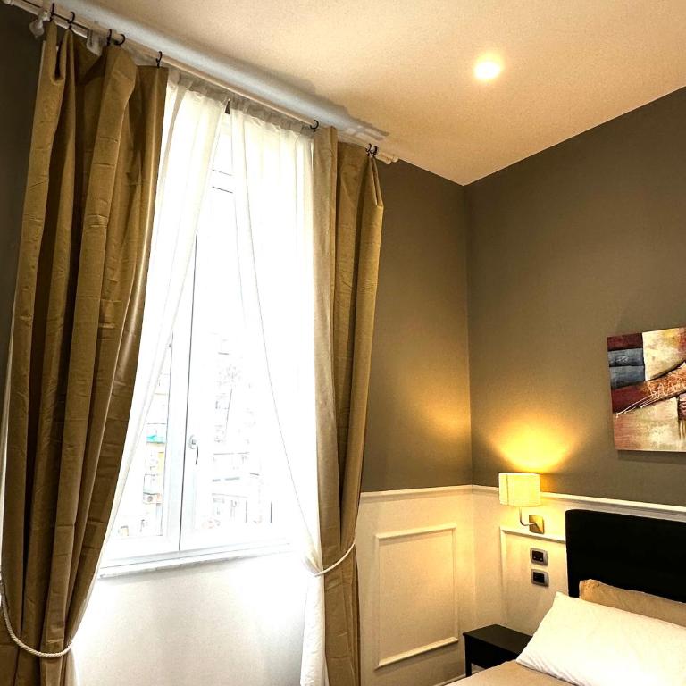 Naiadi Rooms - Large Double Room - 10