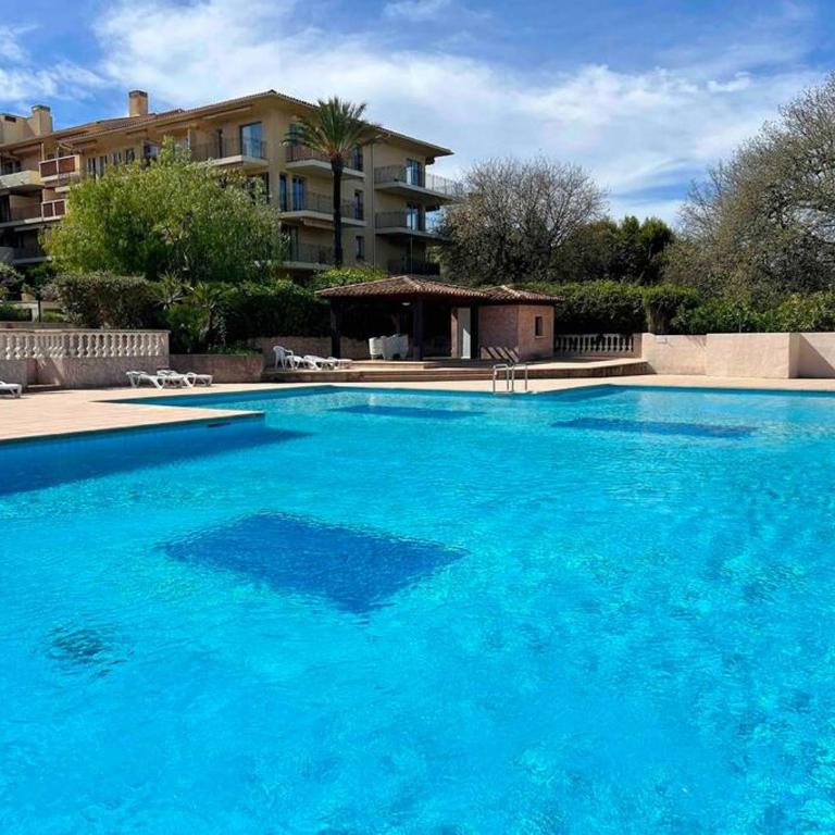 Magnifique duplex avec terrasse et piscine - Apartamento de 2 dormitorios - 13