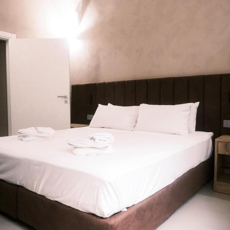 Relais Ena - Camera Quadrupla Comfort - 18