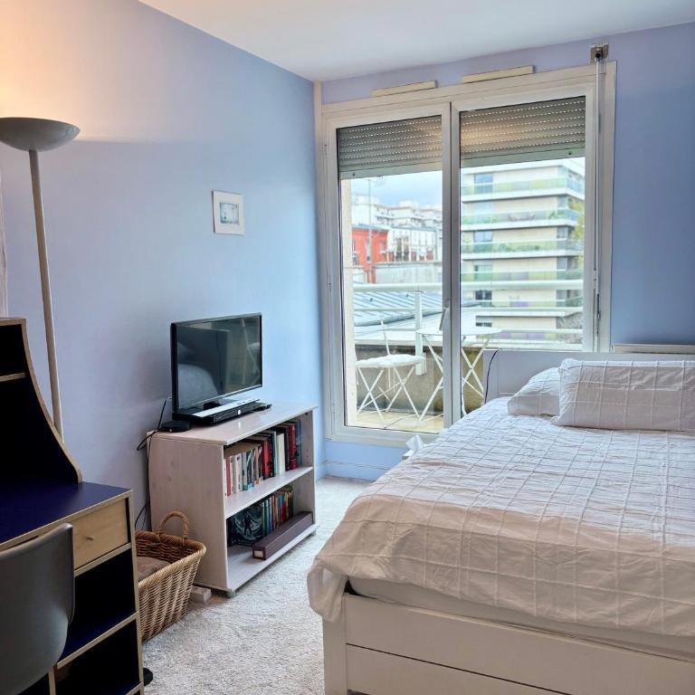 Chambre calme et lumineuse en plein coeur de Paris - Chambre Double - 2