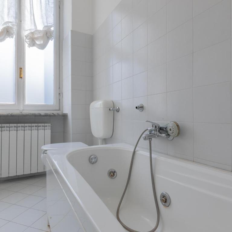 Una Terrazza nei pressi del Po by Wonderful Italy - Apartment with Terrace - 29