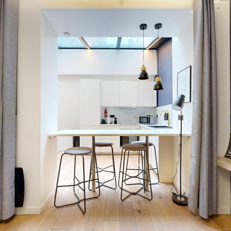 140 Suite Ludo - Superbe Appartement à Paris - Appartement - 10