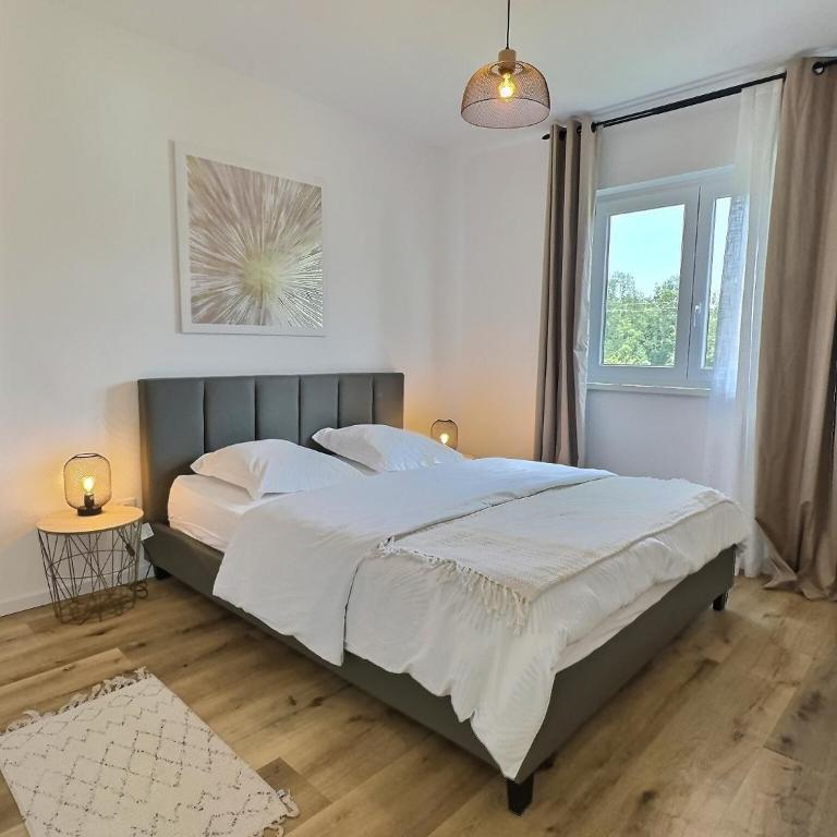 Alsace Appartement à Colmar climatisée garage, parking et terrasse - Appartement 3 Chambres - 18