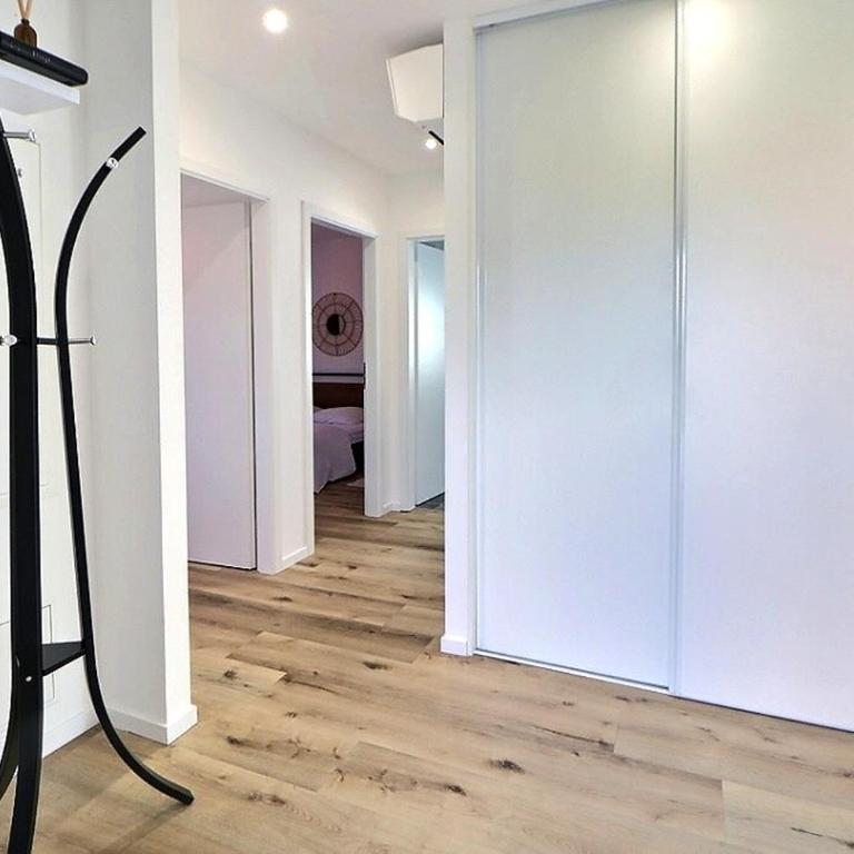 Alsace Appartement à Colmar climatisée garage, parking et terrasse - Appartement 3 Chambres - 21