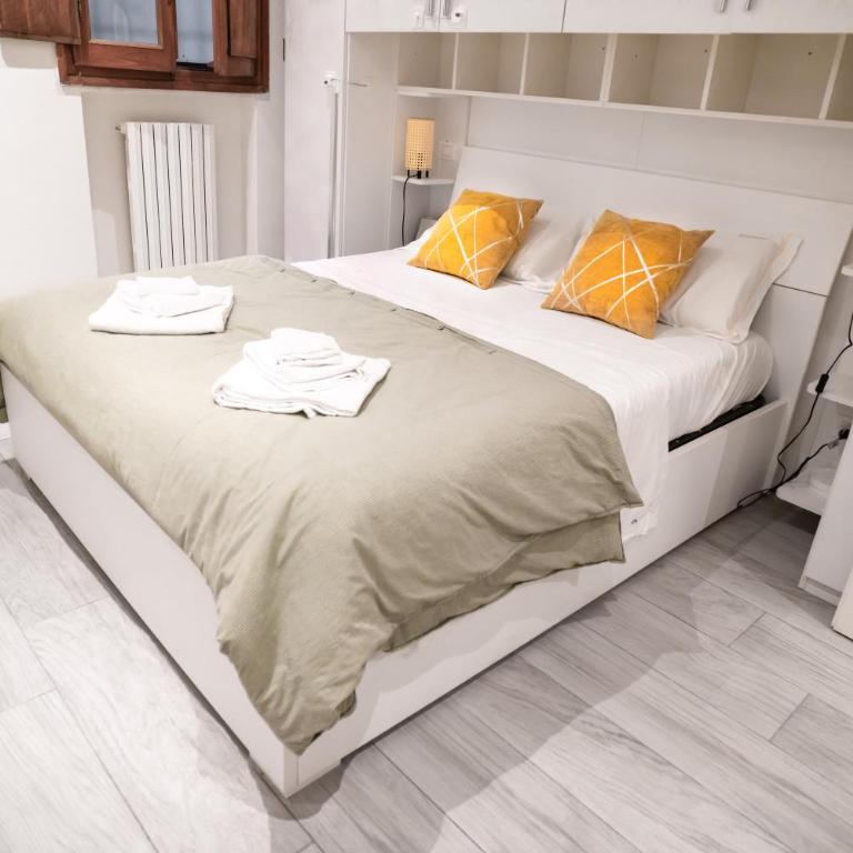 La Corte Del Borgo - Two-Bedroom Apartment - 5