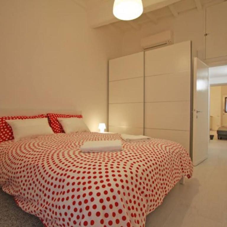 Suite Boschetto Holidays - Casa con 2 Camere da Letto - 4