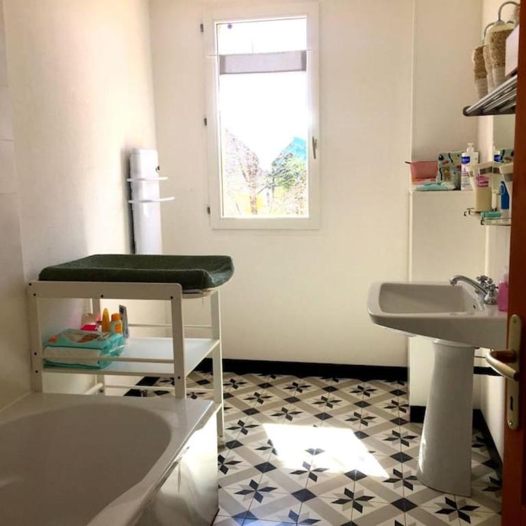 Maison pour familles ou groupes - Maison 6 Chambres - 35