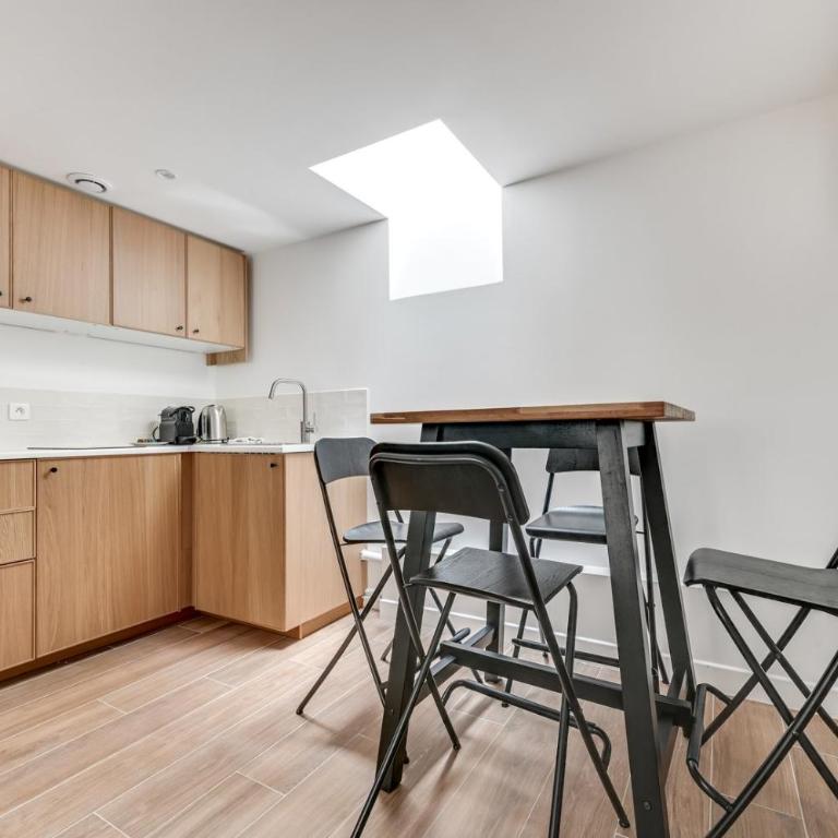 136 Suite Harold - Superbe Appartement à Paris. - Studio - 3