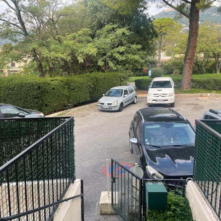 Maison 2 P- Peymeinade lotissement avec Piscine - Villa 1 Chambre - 11