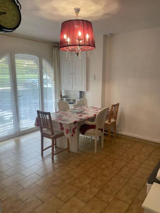 Maison 2 P- Peymeinade lotissement avec Piscine - Villa 1 Chambre - 35
