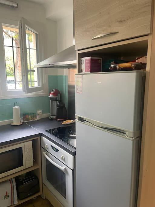 Maison 2 P- Peymeinade lotissement avec Piscine - Villa 1 Chambre - 42