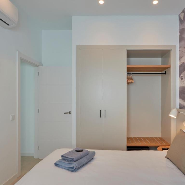 Blancazul Deluxe Casa Domingo - One-Bedroom Apartment with Balcony and Sea View - 23