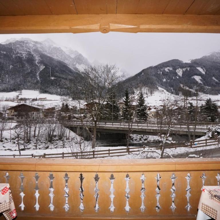 Haus Ruetzbach - Apartment - auf 2 Etagen - 46