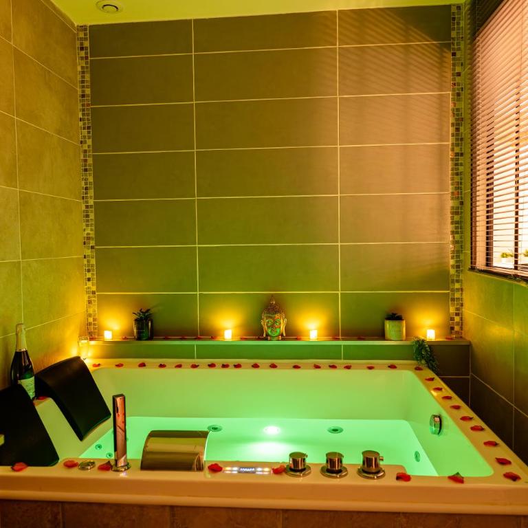 Il Était Une Fois - GAP Chambre romantique & SPA - Appartement 1 Chambre - 12