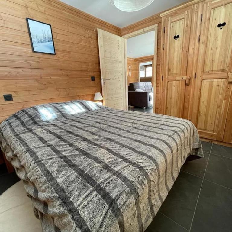 Appartement lumineux neuf dans bas de chalet LE DOUGLAS - Appartement 2 Chambres avec Terrasse - 17