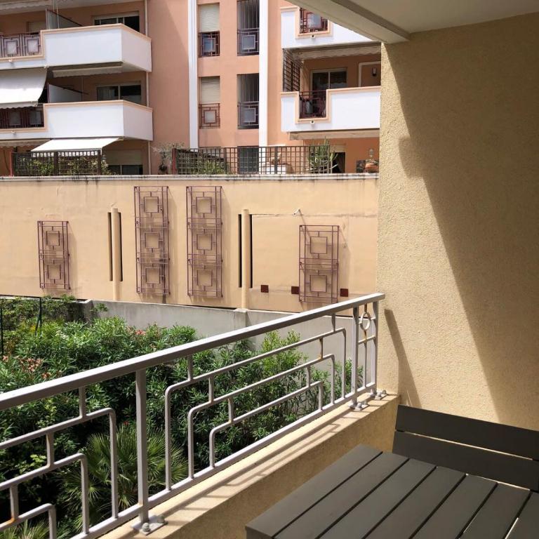 Centre, lumineux appartement T3 6 Pers Terrasse wifi pkg clim - Apartamento - 19