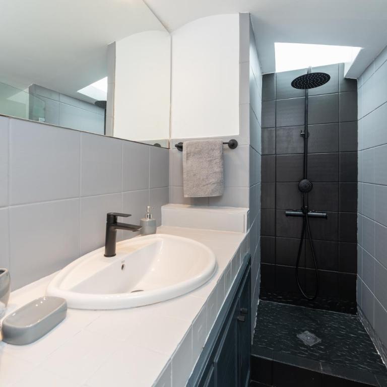 PAMRO moderner Bungalow - 4 Schlafzimmer - 2 Bäder - Whirpool - Ferienanlage mit Pool - Familienfreundlich - Casa de 4 dormitorios - 66