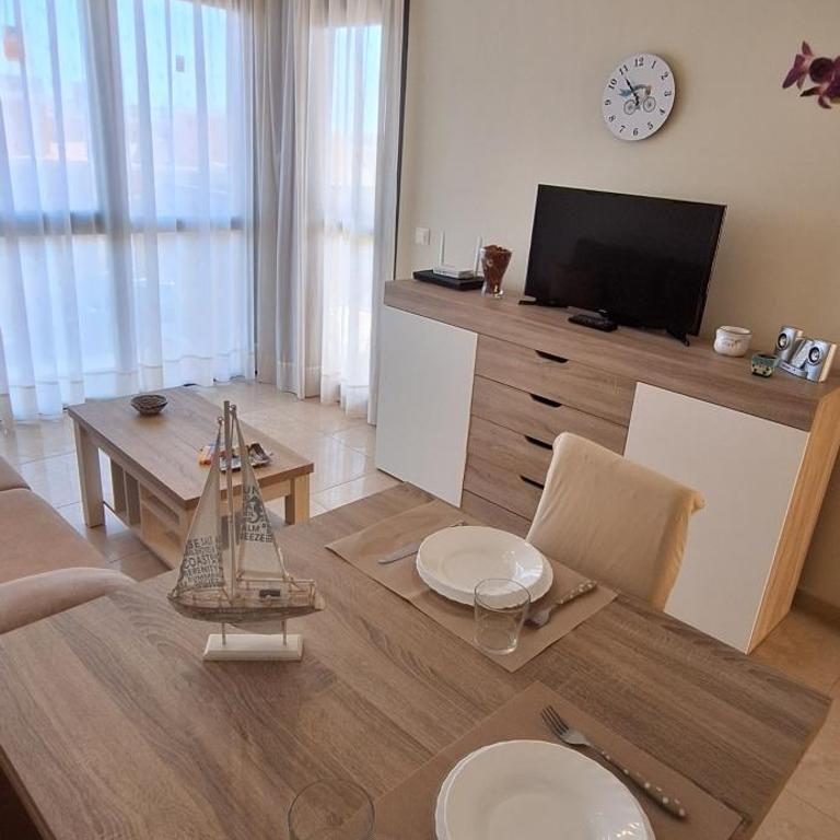 Aloha home - One-Bedroom Apartment - 1