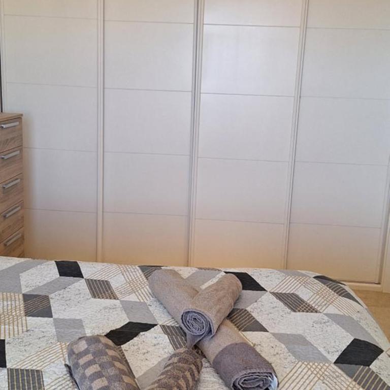 Aloha home - One-Bedroom Apartment - 7