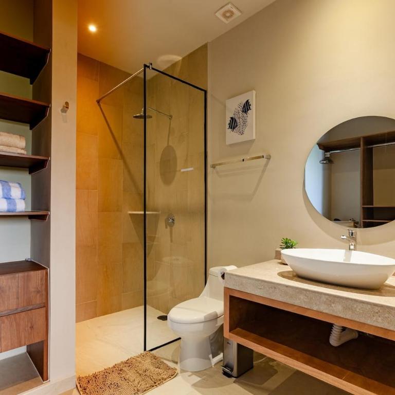 NEW CasitaDelMar 12min to Beach,Pools,Playgrounds - Three-Bedroom Apartment - 11