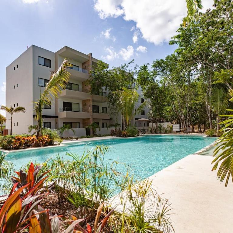 NEW! Turquesa Coto11 Gated,Gyms,Pools,12min Beach - Three-Bedroom Apartment - 2