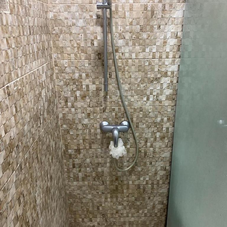 PASAPORTE HOSTEL - Quadruple Room with Bathroom - 7