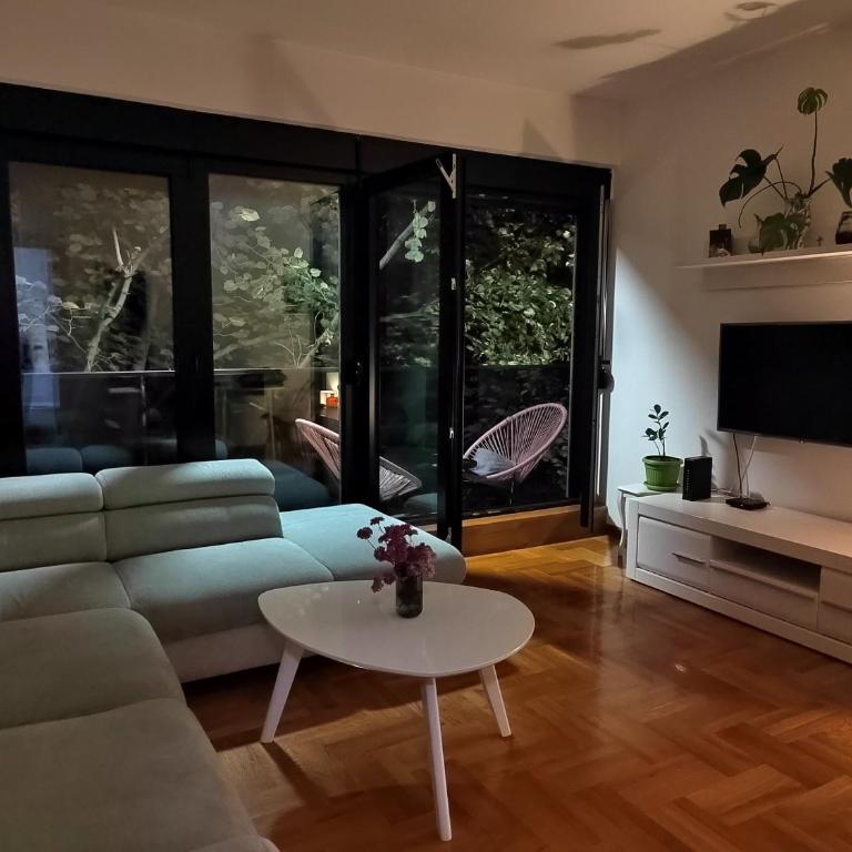 Cozy Nest - Apartman sa 1 Spavaćom Sobom - 1