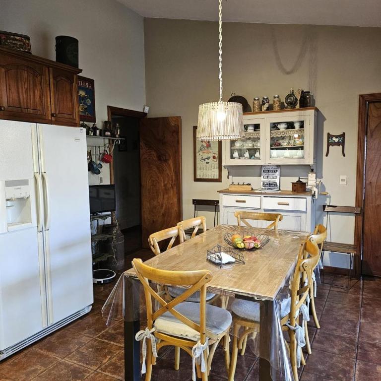 Casa con piscina en Piriápolis - Five-Bedroom House - 34