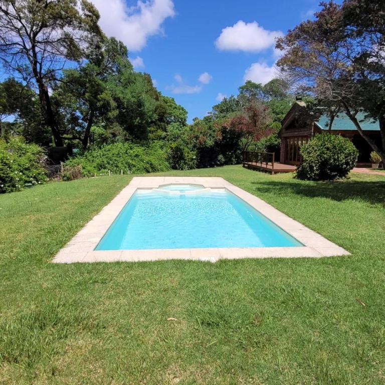 Casa con piscina en Piriápolis - Casa de 5 dormitorios - 3