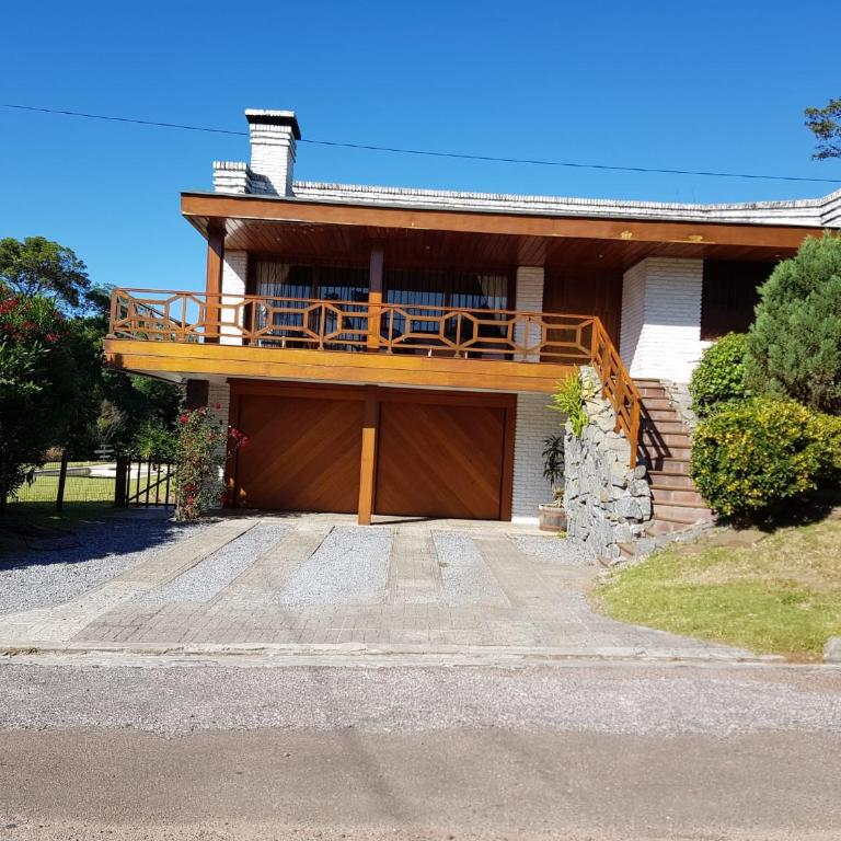 Casa con piscina en Piriápolis - Casa de 5 dormitorios - 61