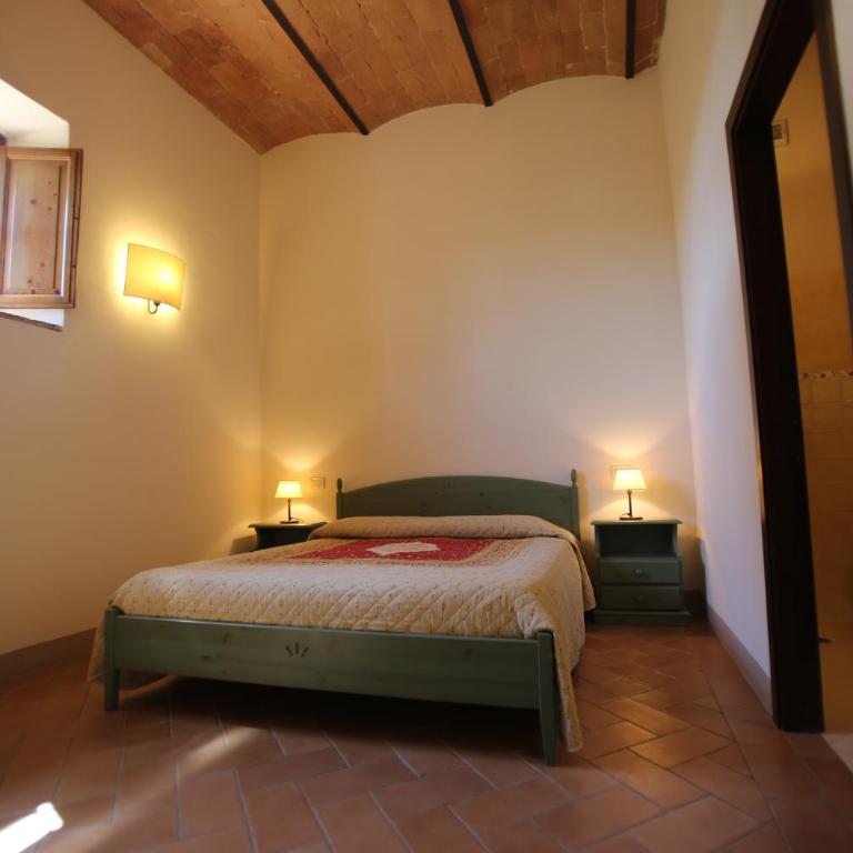 Fattoria Abbazia Monte Oliveto - Three-Bedroom Apartment - 3