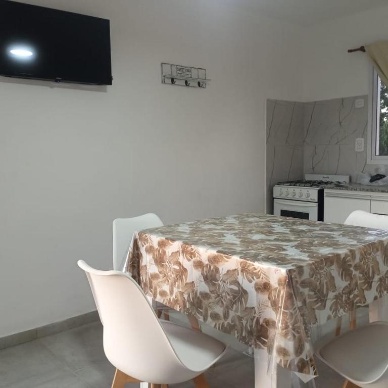 Jenaz - One-Bedroom Apartment - 9