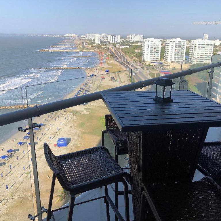 Amplios Aptos de Lujo Frente a la Playa a 5 Minutos del Centro y del Aeropuerto, en Edificio con Piscina, Jacuzzi, Sauna, Gimnasio, Turco y Seguridad las 24 hs. - Apartamento con vistas al mar - 29
