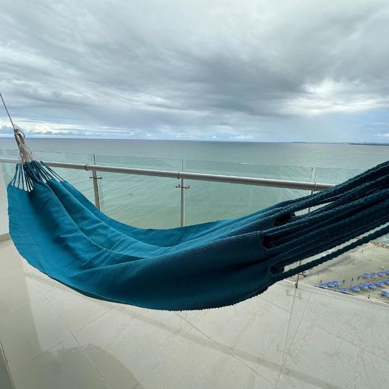 Amplios Aptos de Lujo Frente a la Playa a 5 Minutos del Centro y del Aeropuerto, en Edificio con Piscina, Jacuzzi, Sauna, Gimnasio, Turco y Seguridad las 24 hs. - Apartamento con vistas y balcón - 41