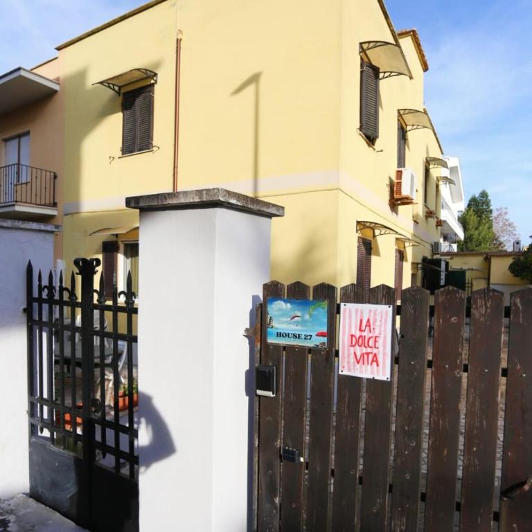 HOUSE 27 - Appartamento con 2 Camere da Letto - 1