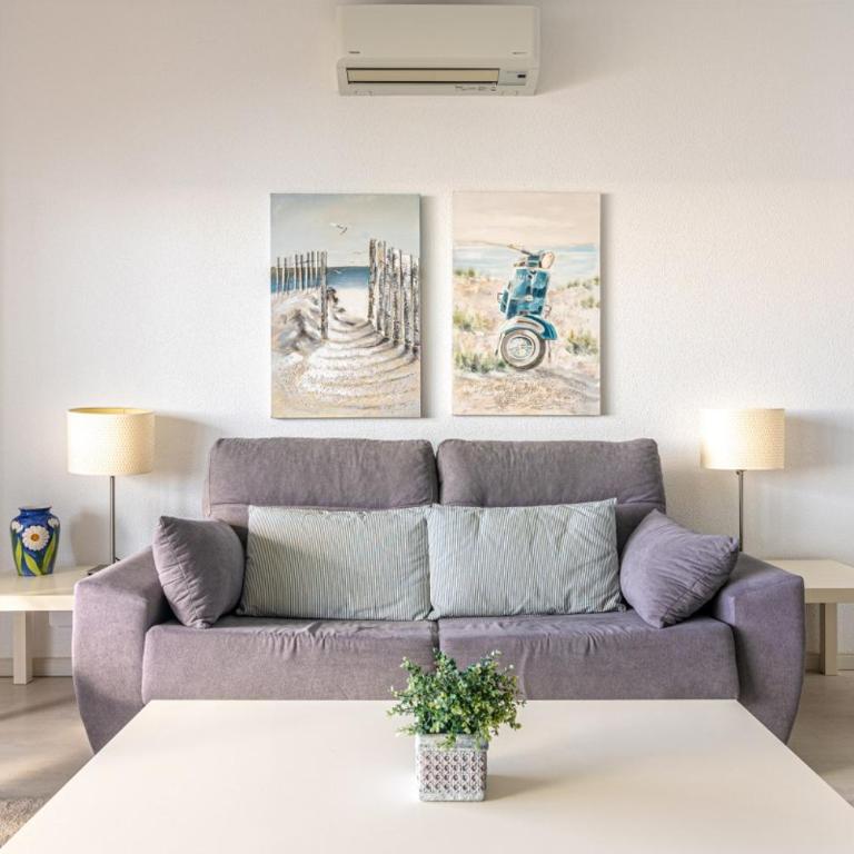 Cozy 2 Bedroom with magic sea view - Two-Bedroom Apartment - 10
