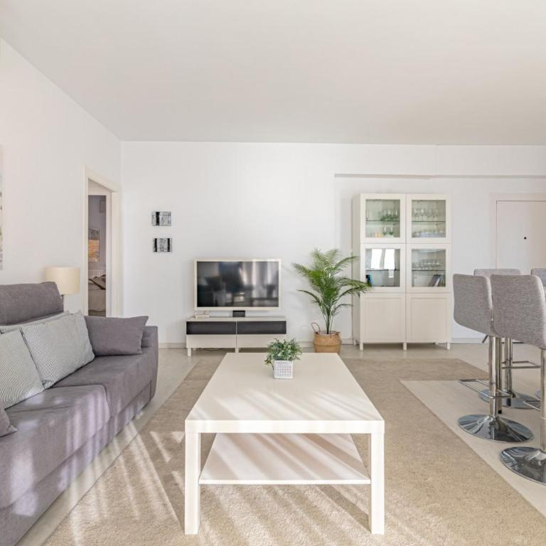 Cozy 2 Bedroom with magic sea view - Two-Bedroom Apartment - 6