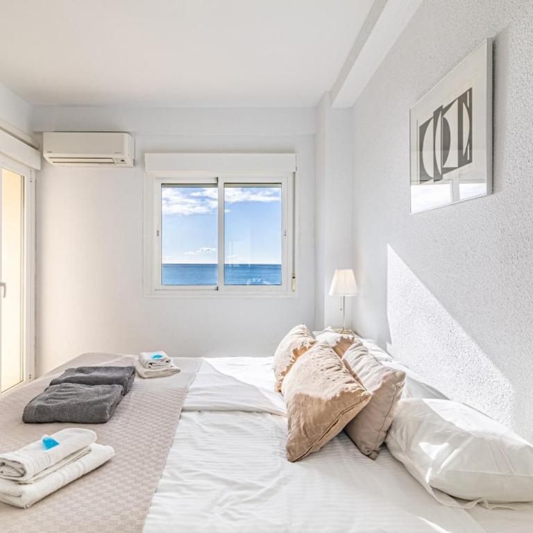 Cozy 2 Bedroom with magic sea view - Two-Bedroom Apartment - 9